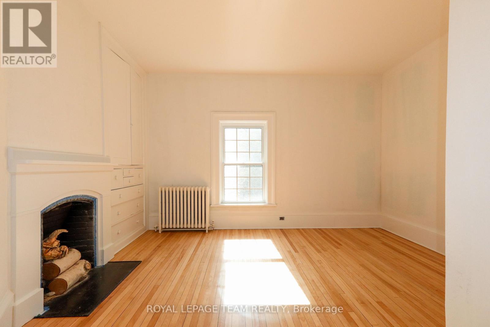 201 CLOTHIER WEST STREET - Image 24