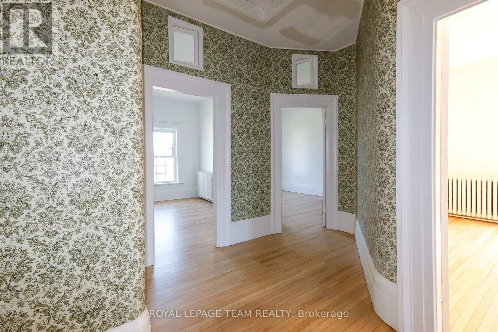 201 CLOTHIER WEST STREET - 27