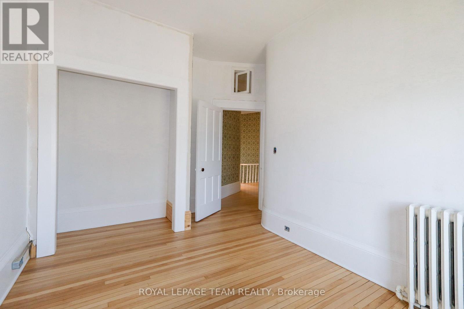 201 CLOTHIER WEST STREET - Image 30