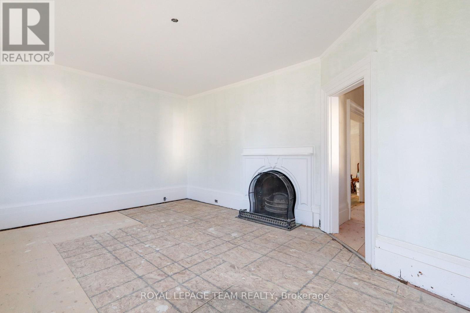 201 CLOTHIER WEST STREET - 8