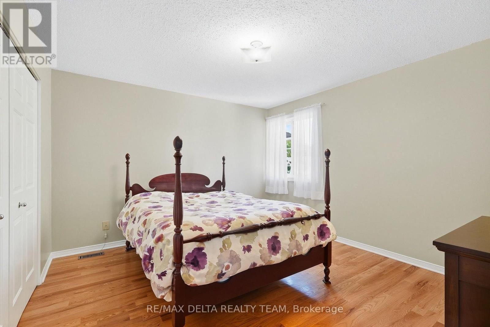 7004 NOTRE DAME STREET - Image 27