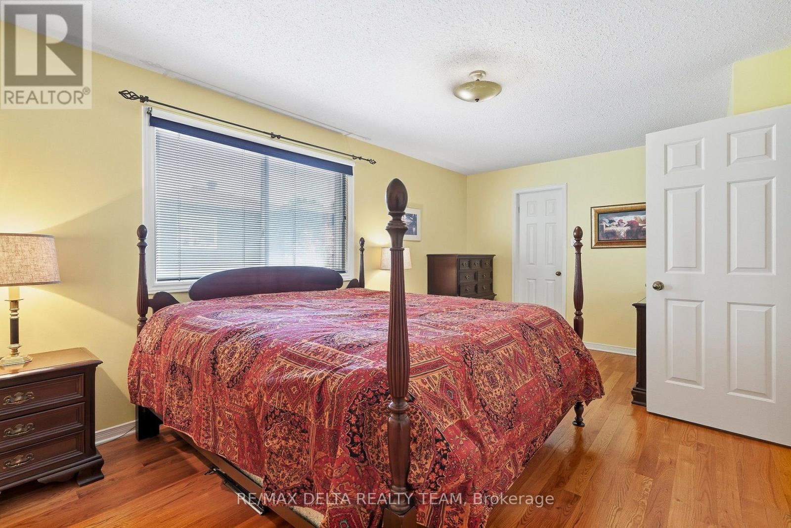 7004 NOTRE DAME STREET - 30