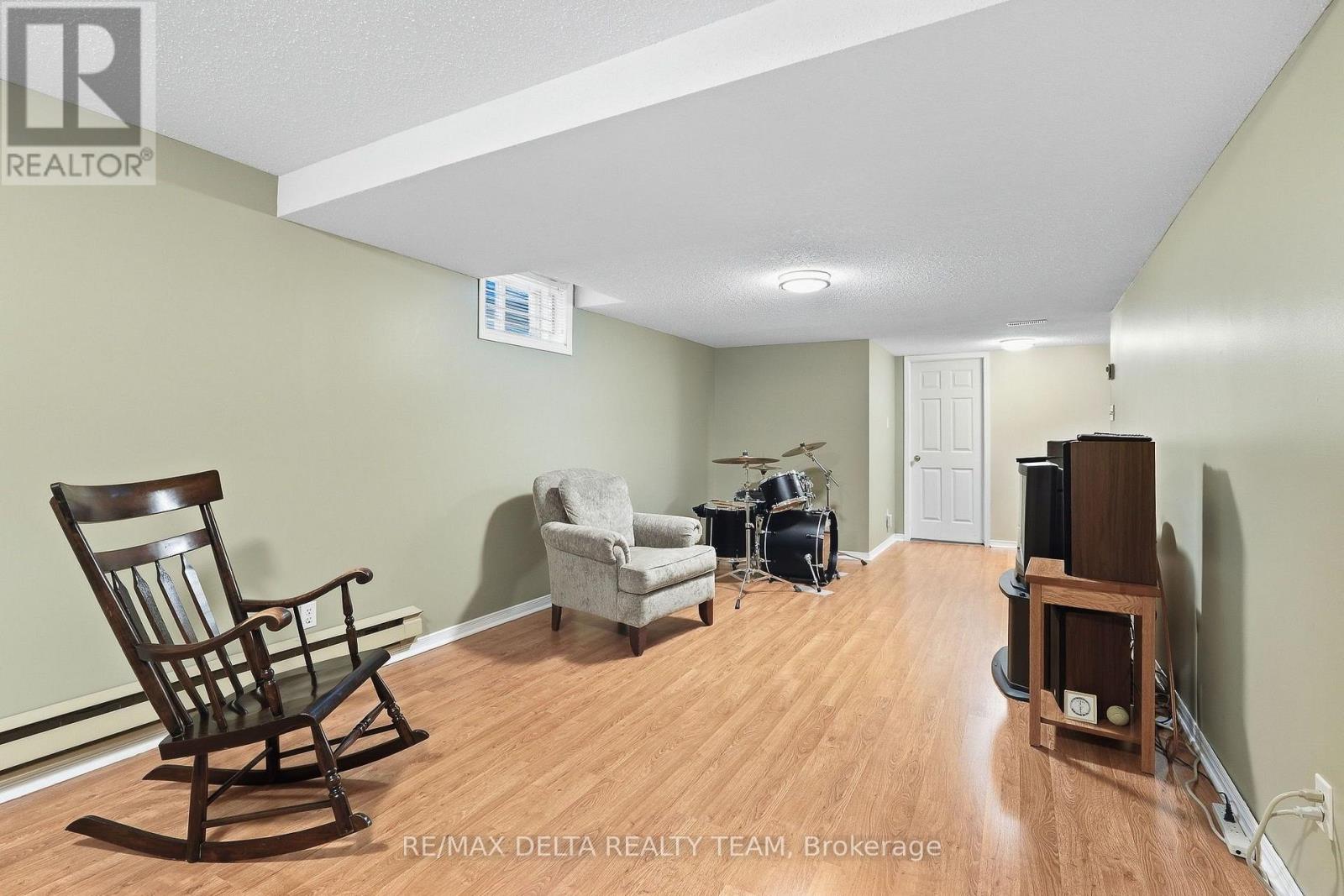 7004 NOTRE DAME STREET - Image 34
