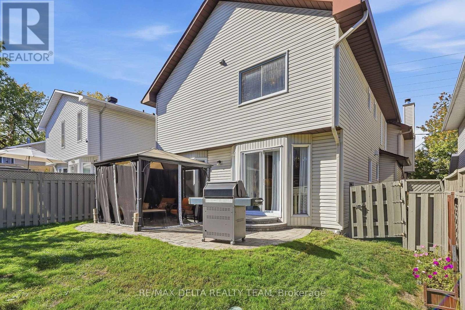 7004 NOTRE DAME STREET - 40