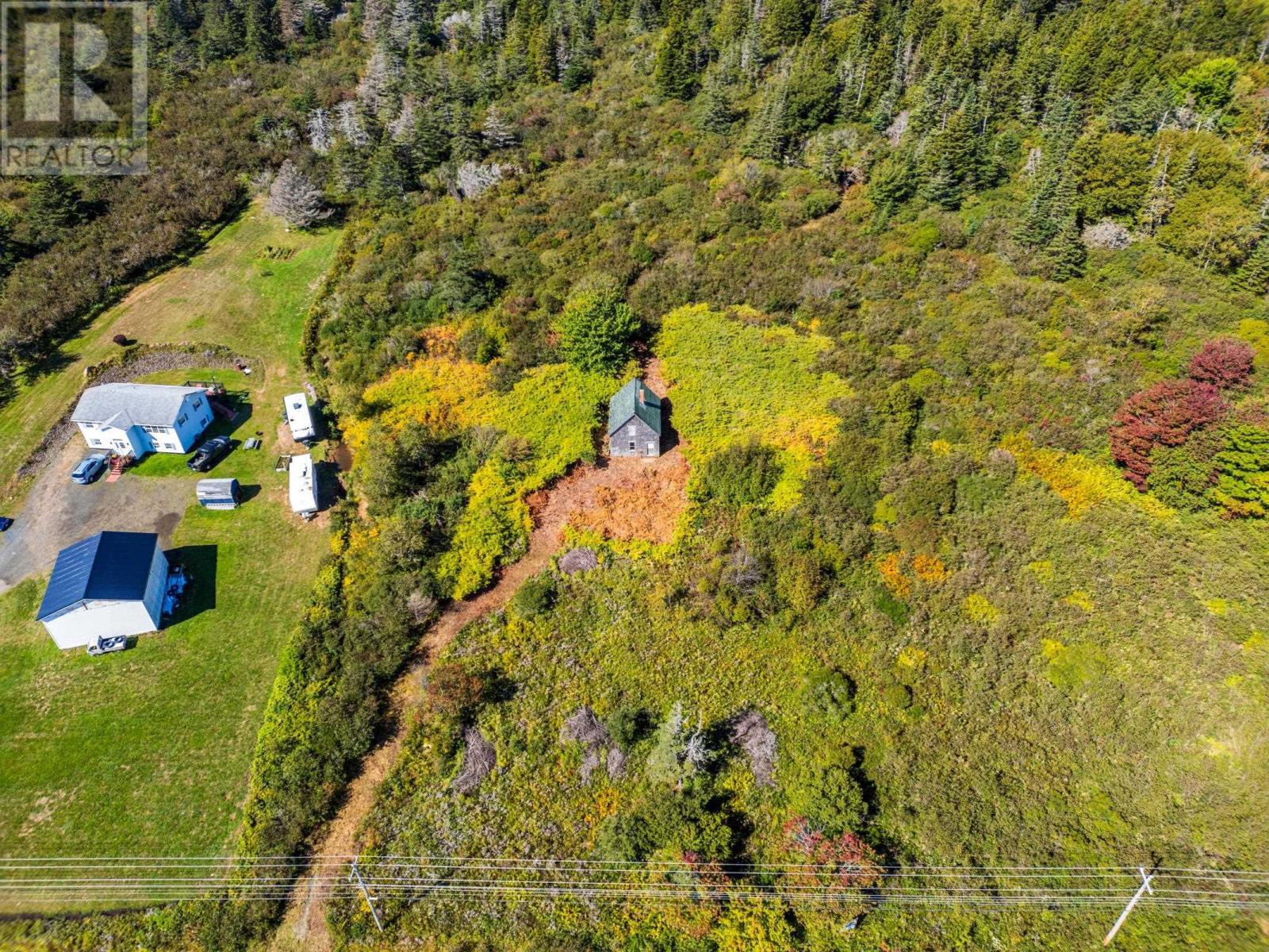 Land Highway 217, Tiverton — photo 17