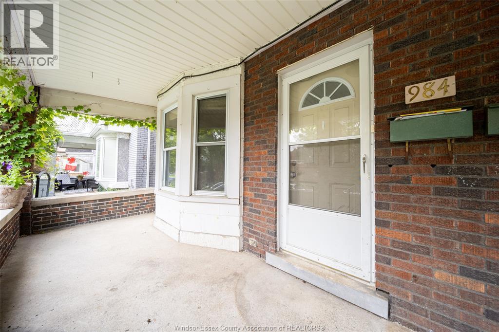 986 WINDERMERE, Windsor — photo 5