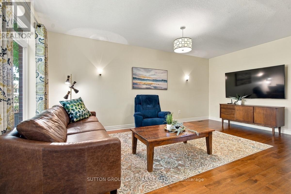 850 TEAKWOOD LANE - Image 17