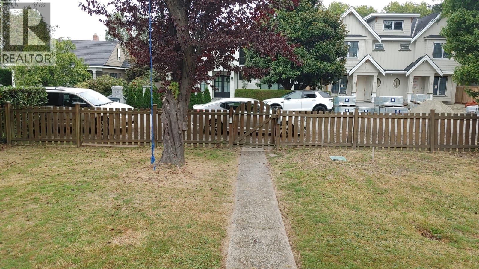 2171 STIRLING Avenue, Richmond