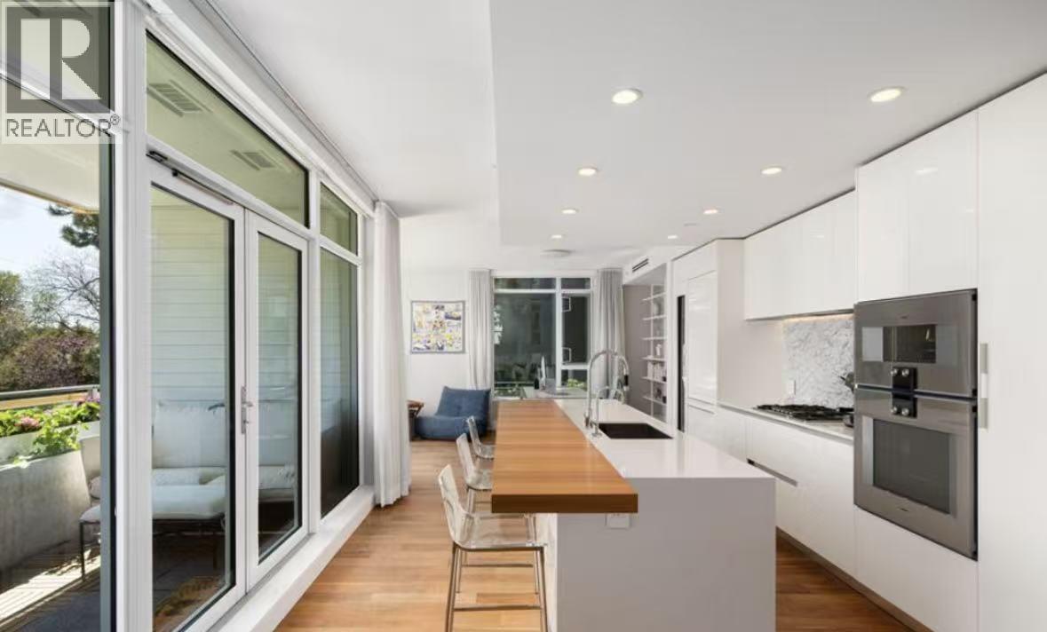 #203 375 W 59TH AVE, Vancouver, British Columbia, V5X0J4, Vancouver, British Columbia — photo 2 of 5