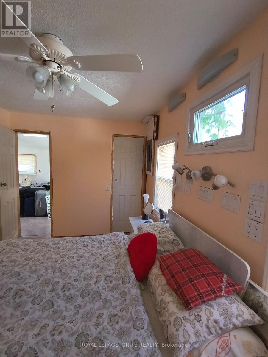 385 H PIKE LANE - Image 41