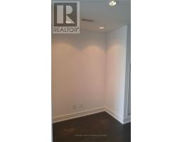 810 - 3018 Yonge Street, Toronto, ON M4N0A5 Photo 10