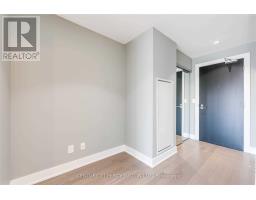 810 - 3018 Yonge Street, Toronto, ON M4N0A5 Photo 6