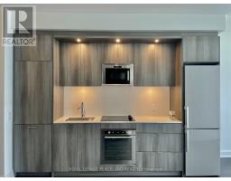 3011 - 30 Inn On The Park Drive, Toronto, ON M3C0P8 Photo 7