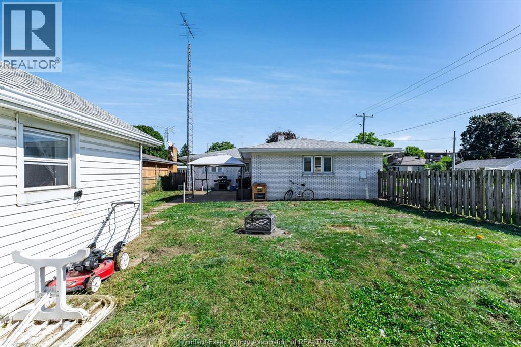 85 Lutsch AVENUE - Image 45