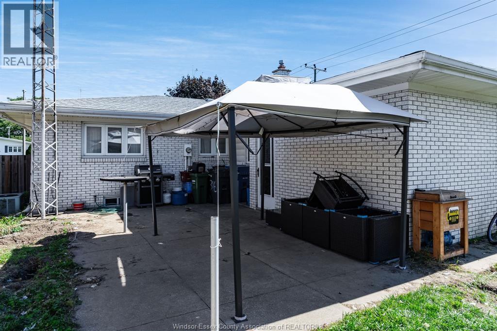 85 Lutsch AVENUE - Image 40