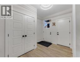 4pc Bathroom - 192 Cornerbrook Road Ne, Calgary, AB T3N2L2 Photo 8