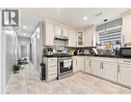 3457 Walker Road, Windsor, ON N8W3S2 Photo 11