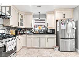 3457 Walker Road, Windsor, ON N8W3S2 Photo 10