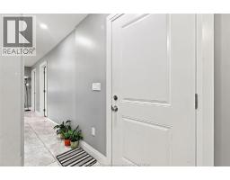 3457 Walker Road, Windsor, ON N8W3S2 Photo 15