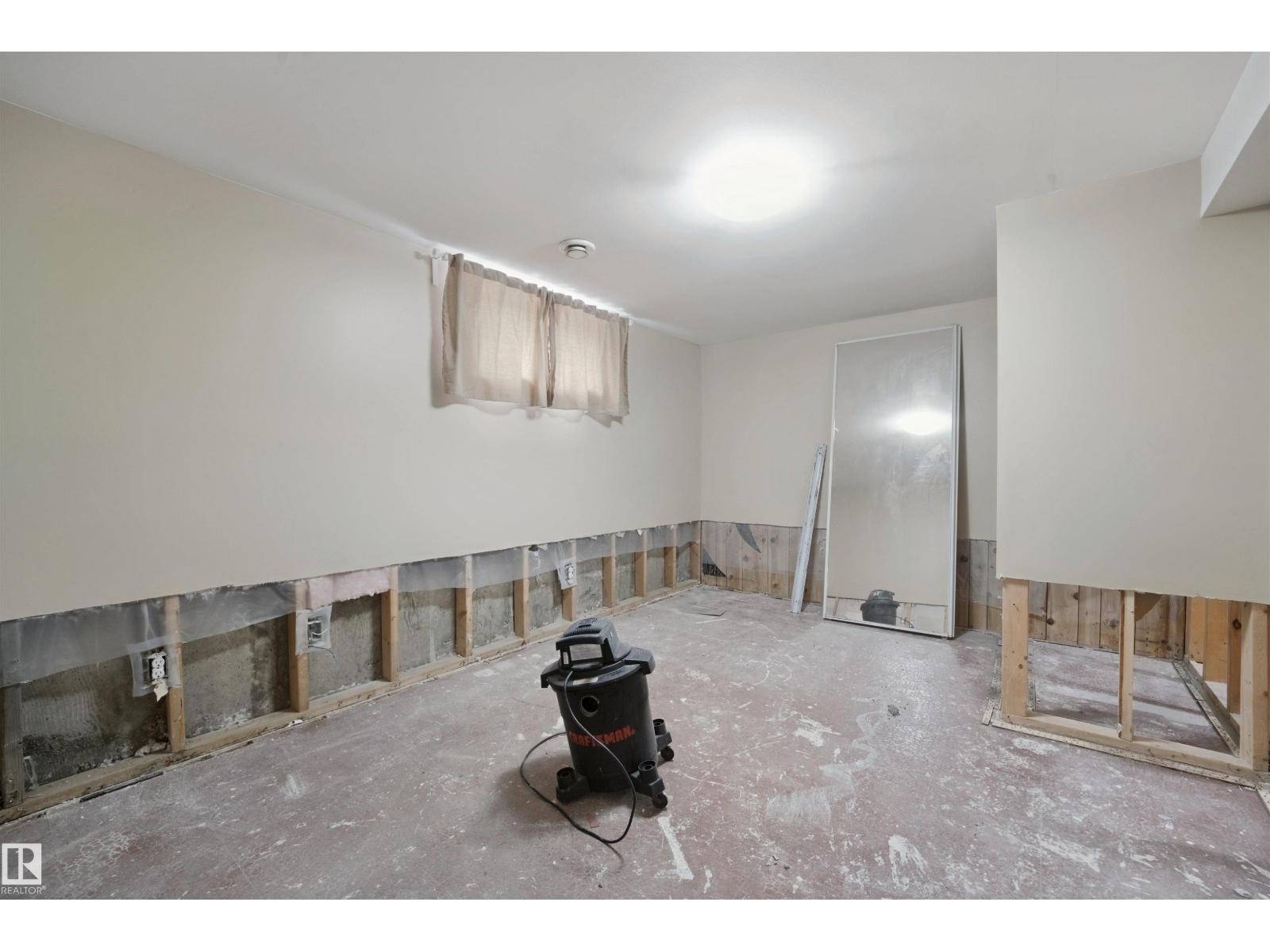 13420 117 AV NW - 24