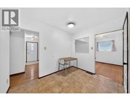 4pc Bathroom - 4831 48 Street Nw, Calgary, AB T3A0S5 Photo 10