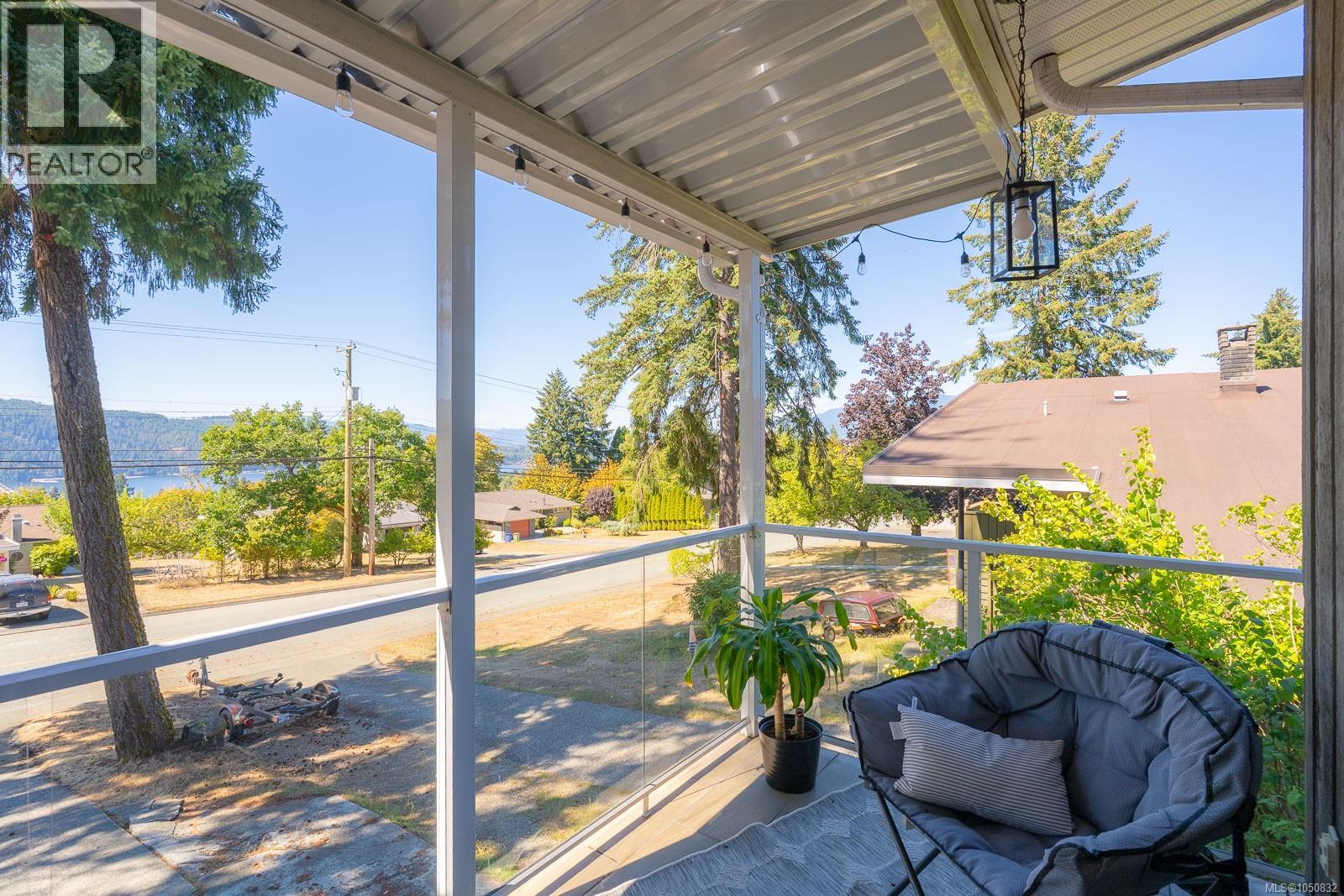 2373 Anderson Ave - 23