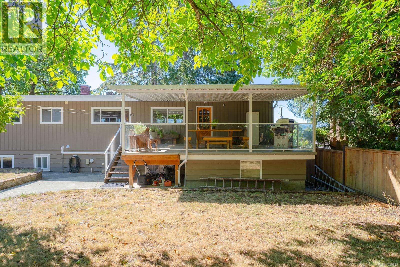 2373 Anderson Ave - 47