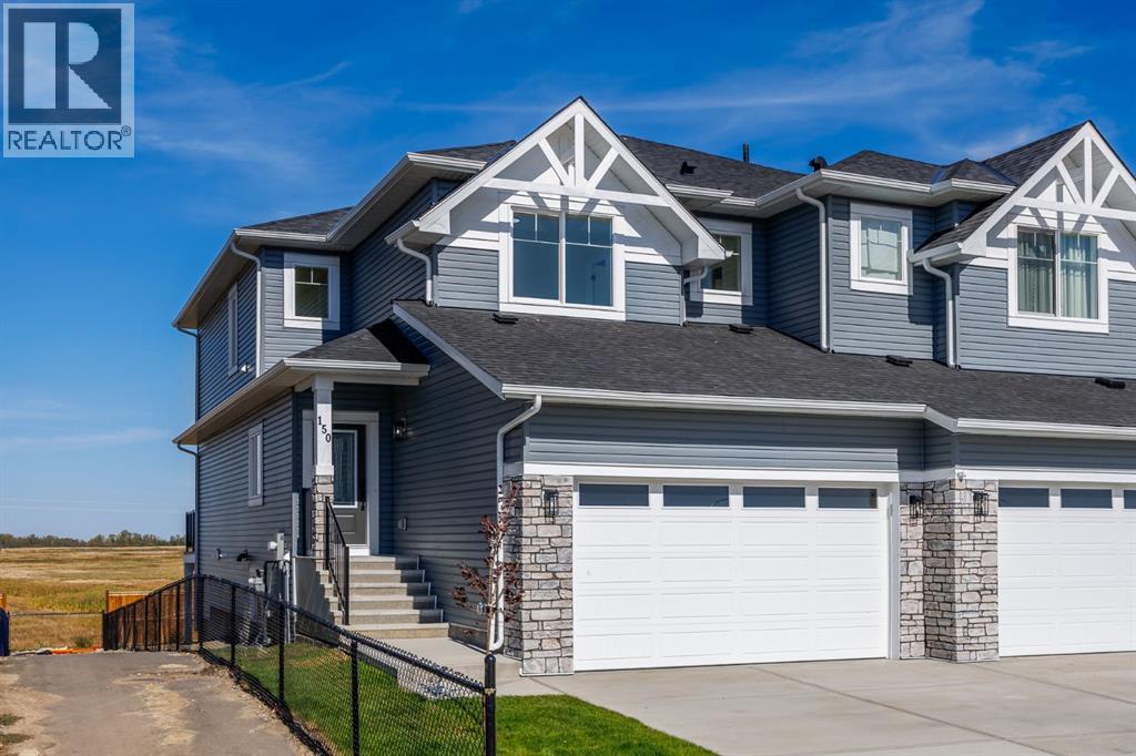 150 Lakewood Crescent, Strathmore