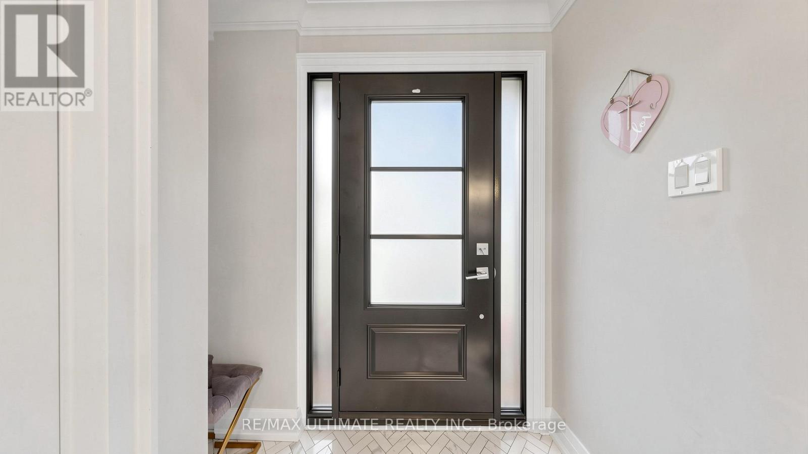 112 CORONATION DRIVE - 38