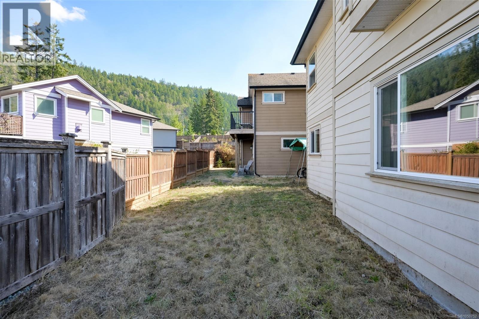 1069 Fitzgerald Rd - 40