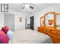416 Flanagan Court, Newmarket, ON L3X2E9 Photo 32