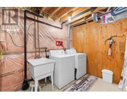 416 Flanagan Court, Newmarket, ON L3X2E9 Photo 41