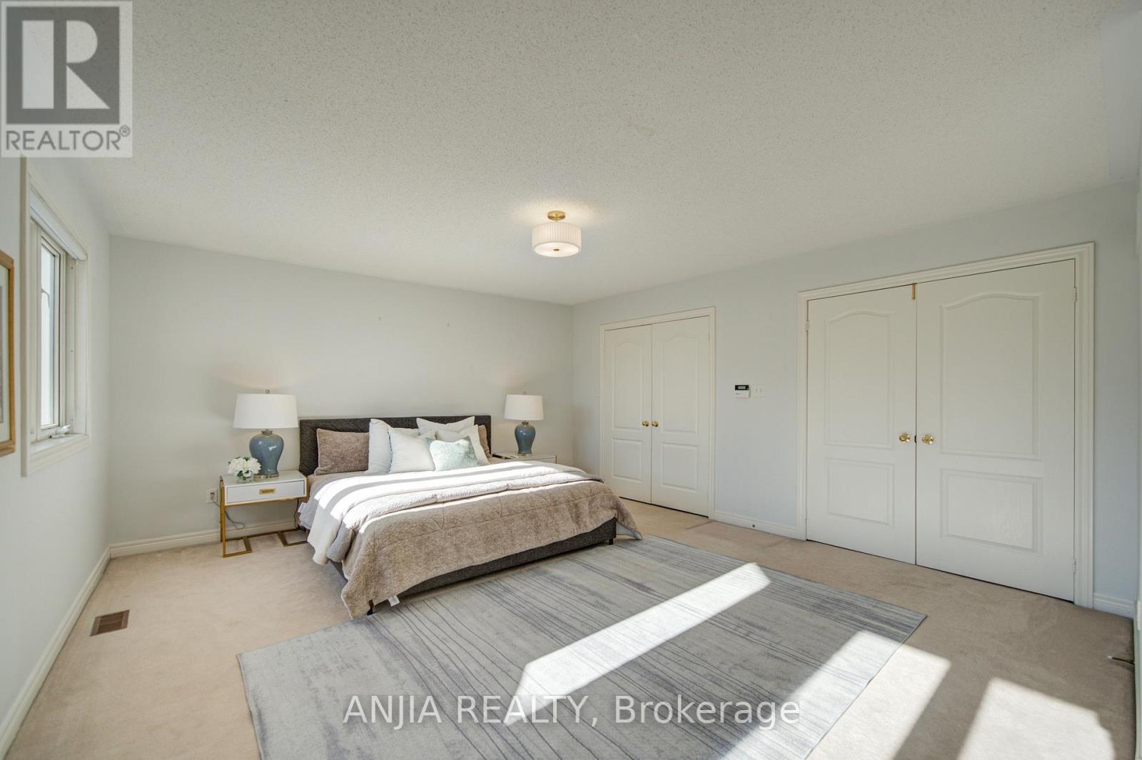 16 FOREST MANOR PLACE - Image 27