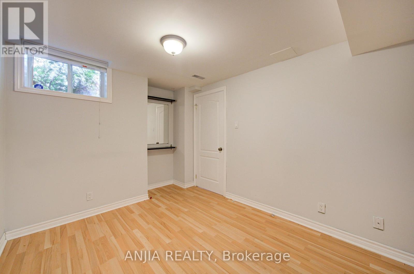 16 FOREST MANOR PLACE - Image 46
