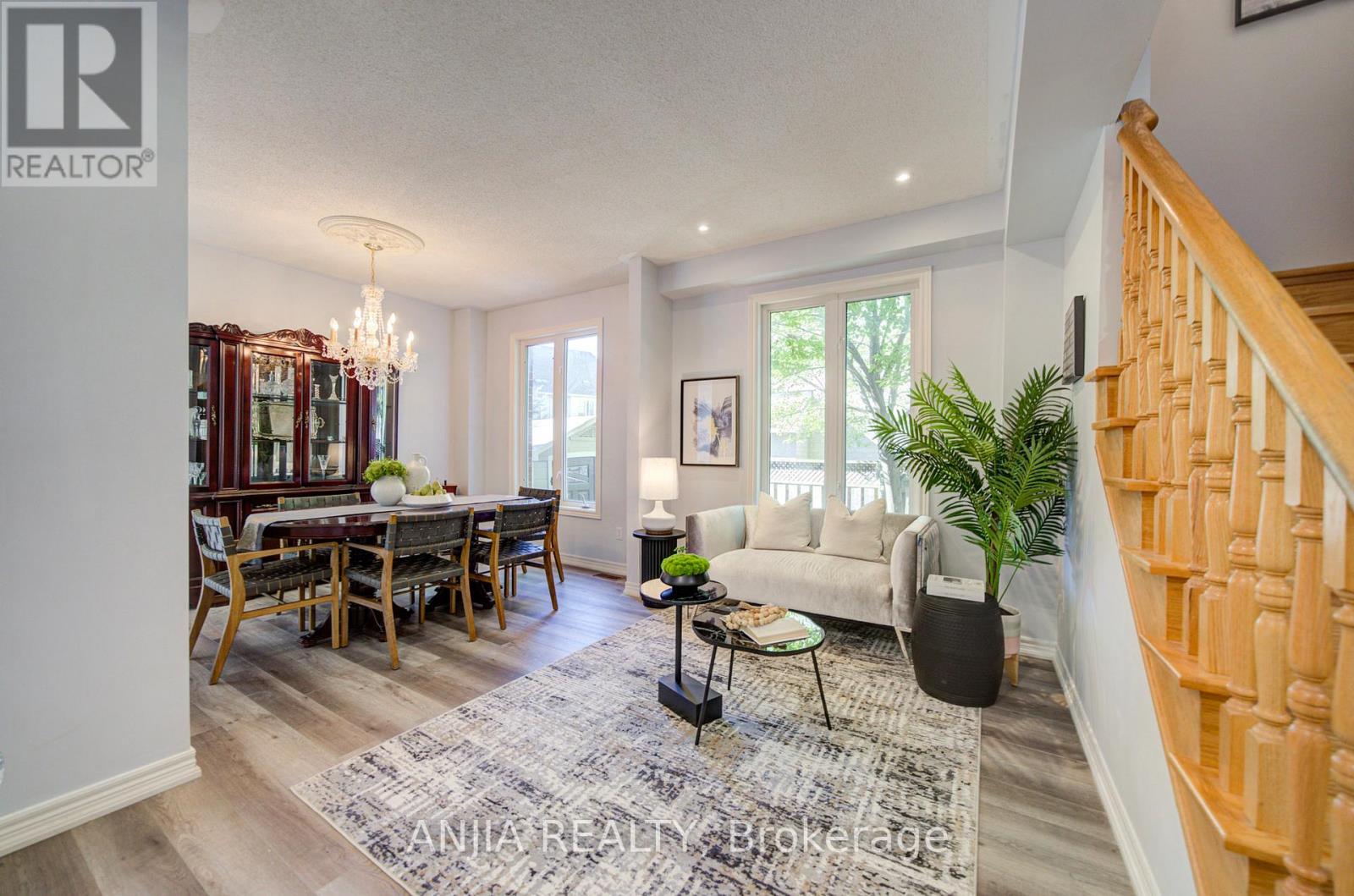 16 FOREST MANOR PLACE, Markham photo 5