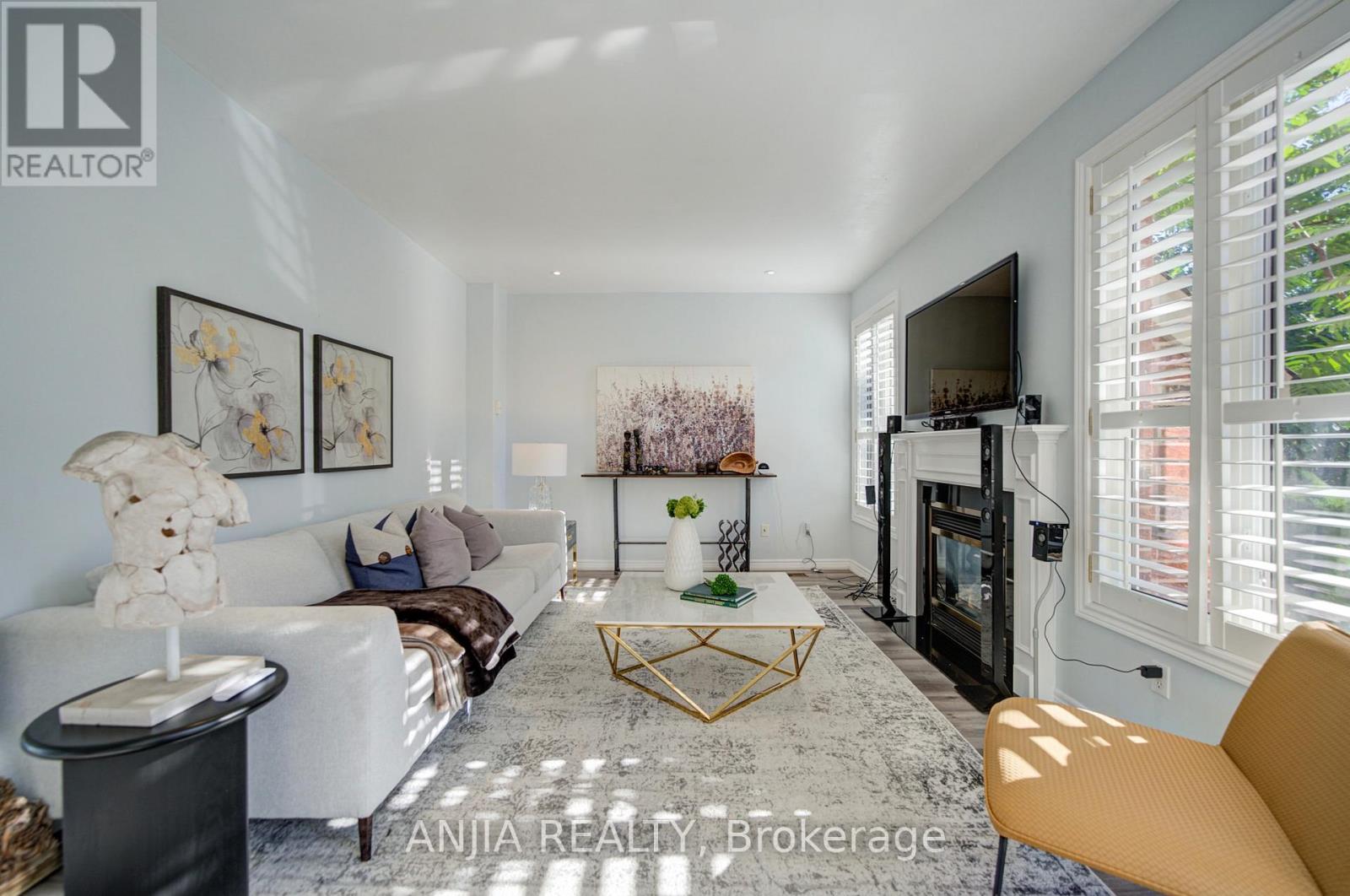 16 FOREST MANOR PLACE, Markham photo 9