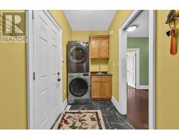 35 Wendat Trail, Springwater, ON L9X0V4 Photo 29