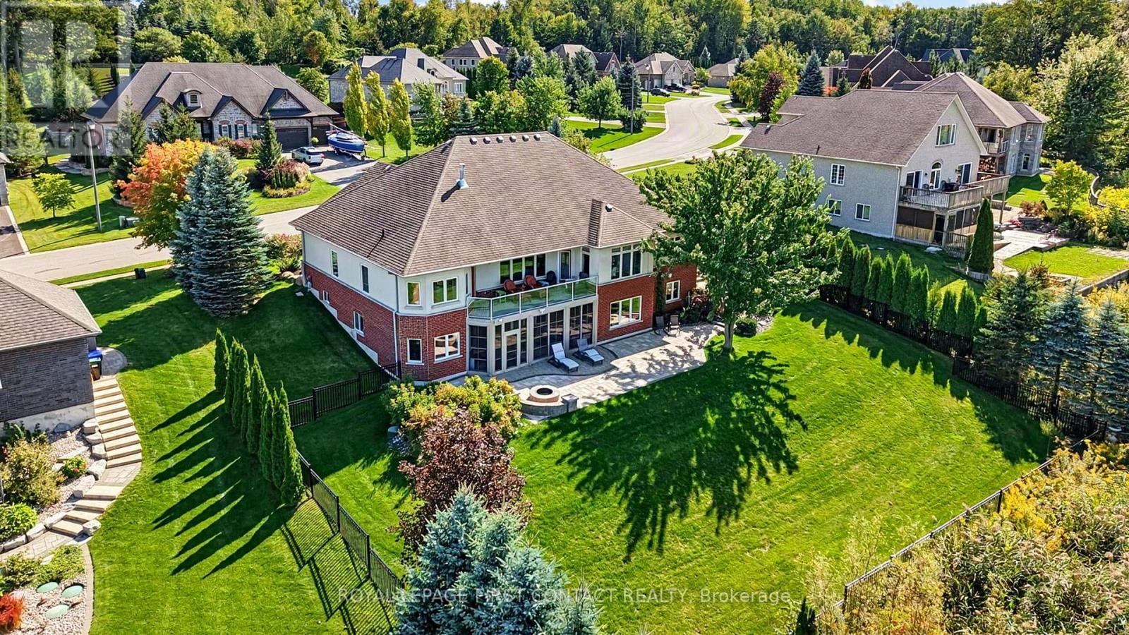 35 Wendat Trail, Springwater (Midhurst), Ontario, L9X0V4, Springwater (Midhurst), Ontario — photo 4 of 5