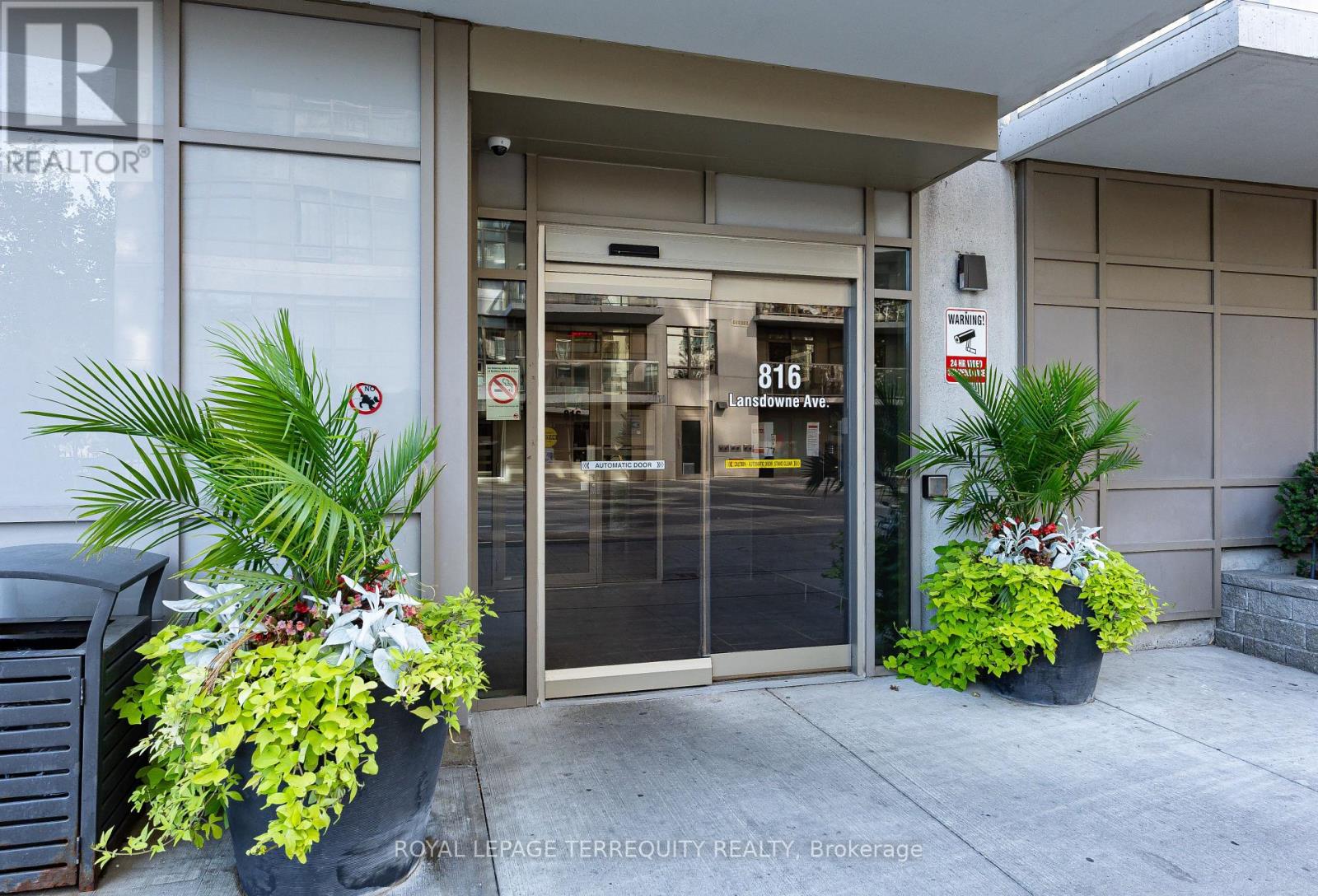 Property for sale at 320 - 816 LANSDOWNE AVENUE