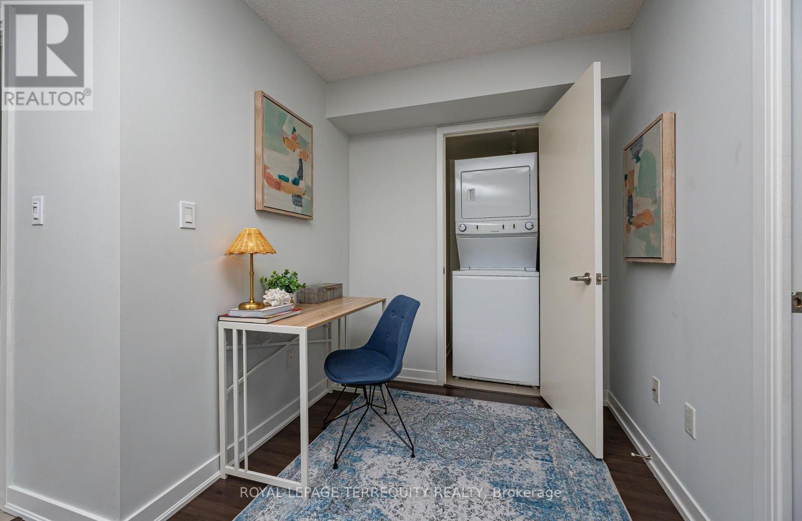 #320 816 LANSDOWNE AVENUE - 12