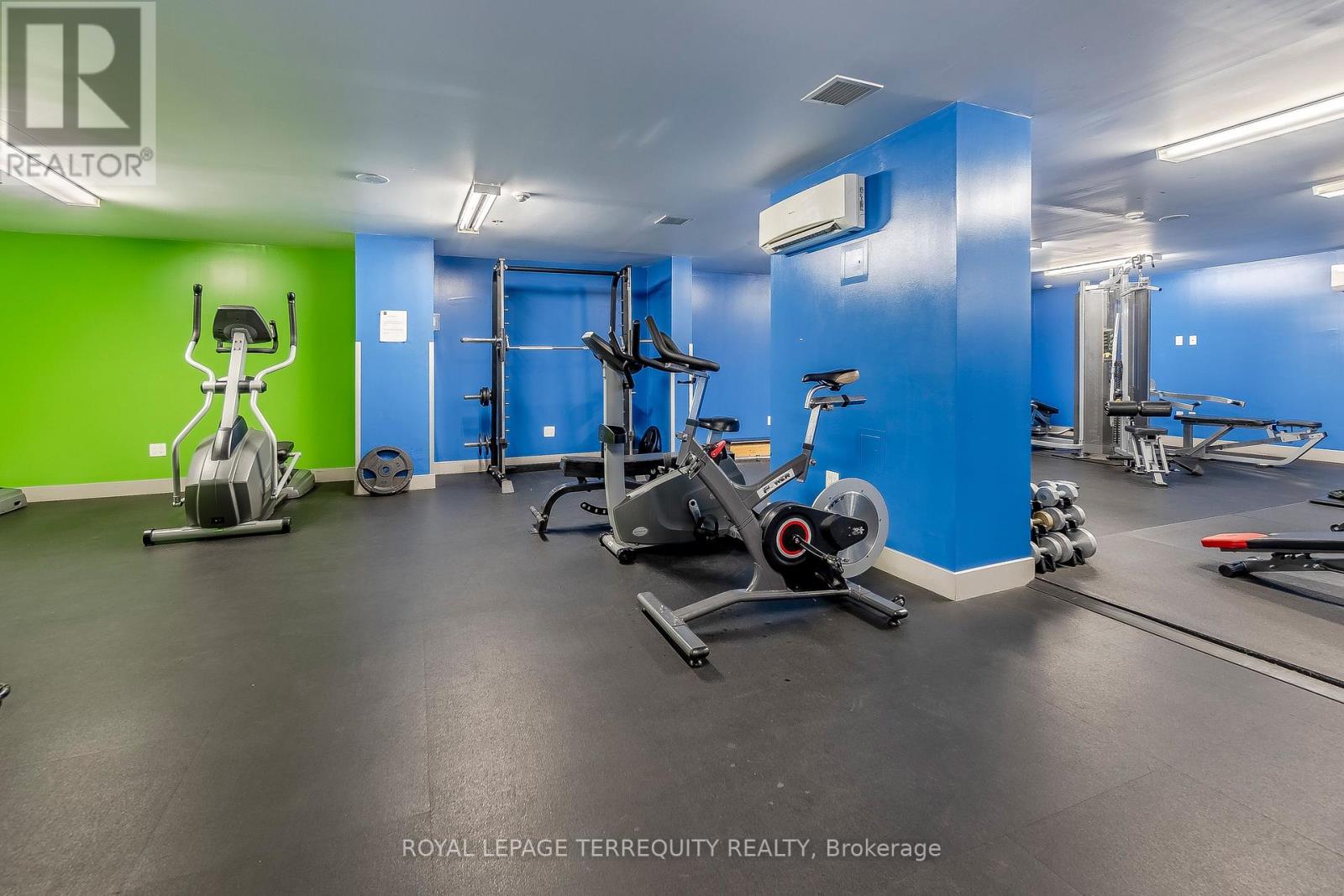 #320 816 LANSDOWNE AVENUE - Image 25