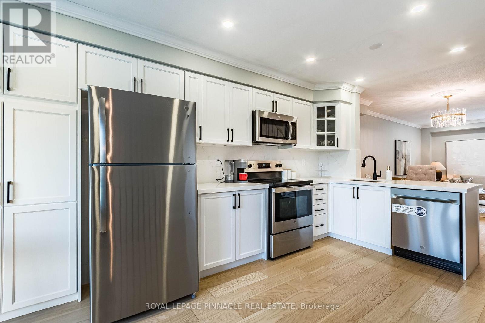 #4 3480 UPPER MIDDLE ROAD - 14