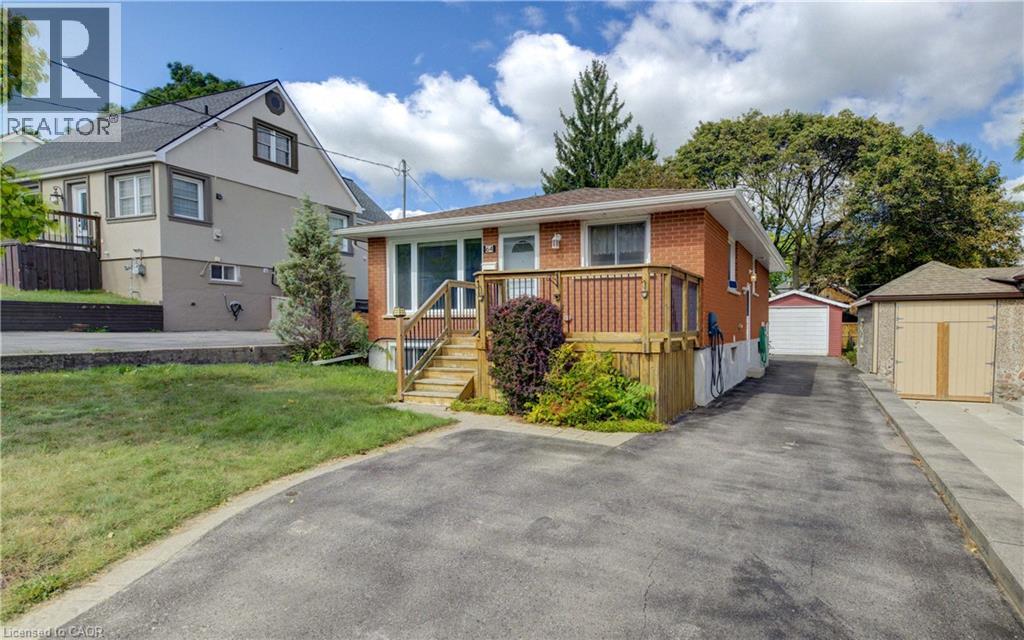64 STANLEY Street — photo 2