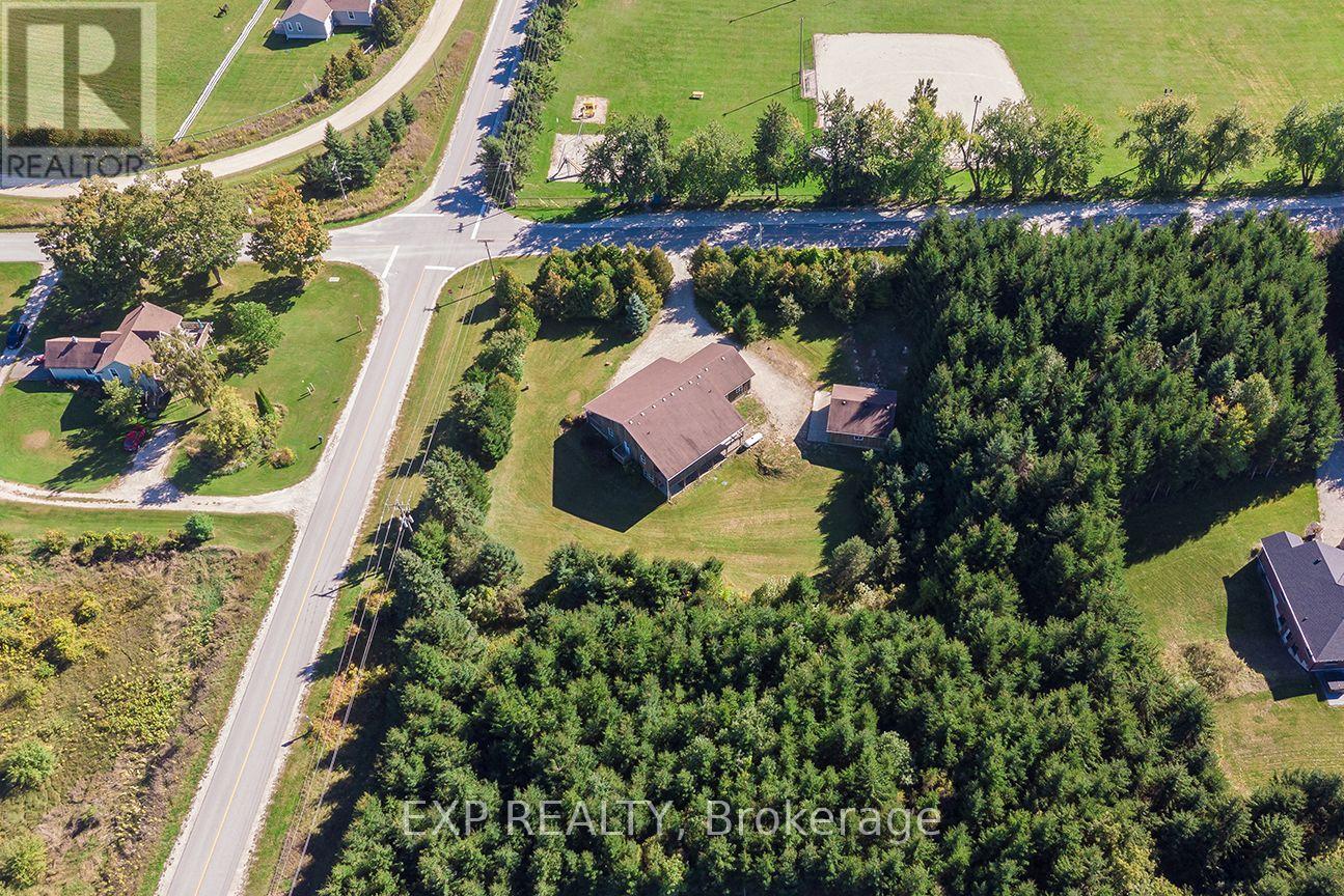 625421 15 SIDE ROAD - Image 30