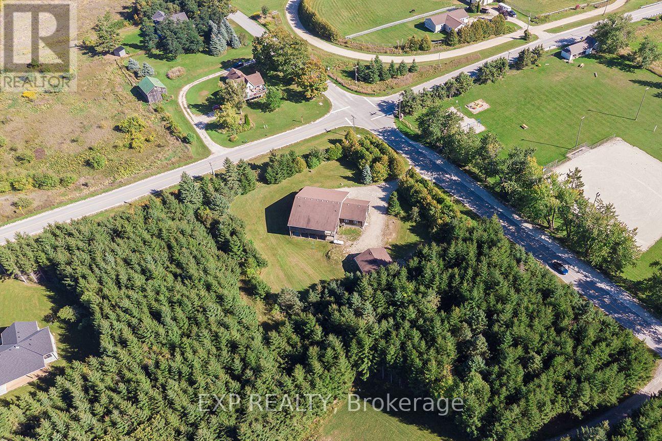 625421 15 SIDE ROAD - Image 32