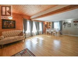 4981 Spruce Avenue, Canal Flats, BC V0B1B0 Photo 10