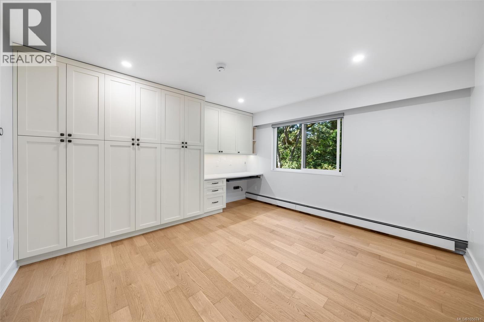 207 2930 Cook Street, Victoria