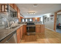 4981 Spruce Avenue, Canal Flats, BC V0B1B0 Photo 25