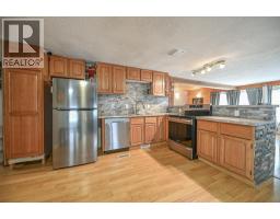 4981 Spruce Avenue, Canal Flats, BC V0B1B0 Photo 23