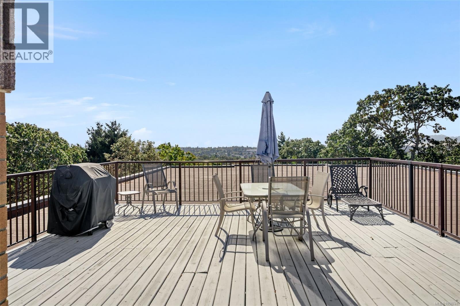 207 2930 Cook Street, Victoria